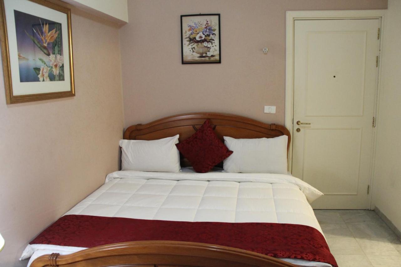 The Diplomat 4*